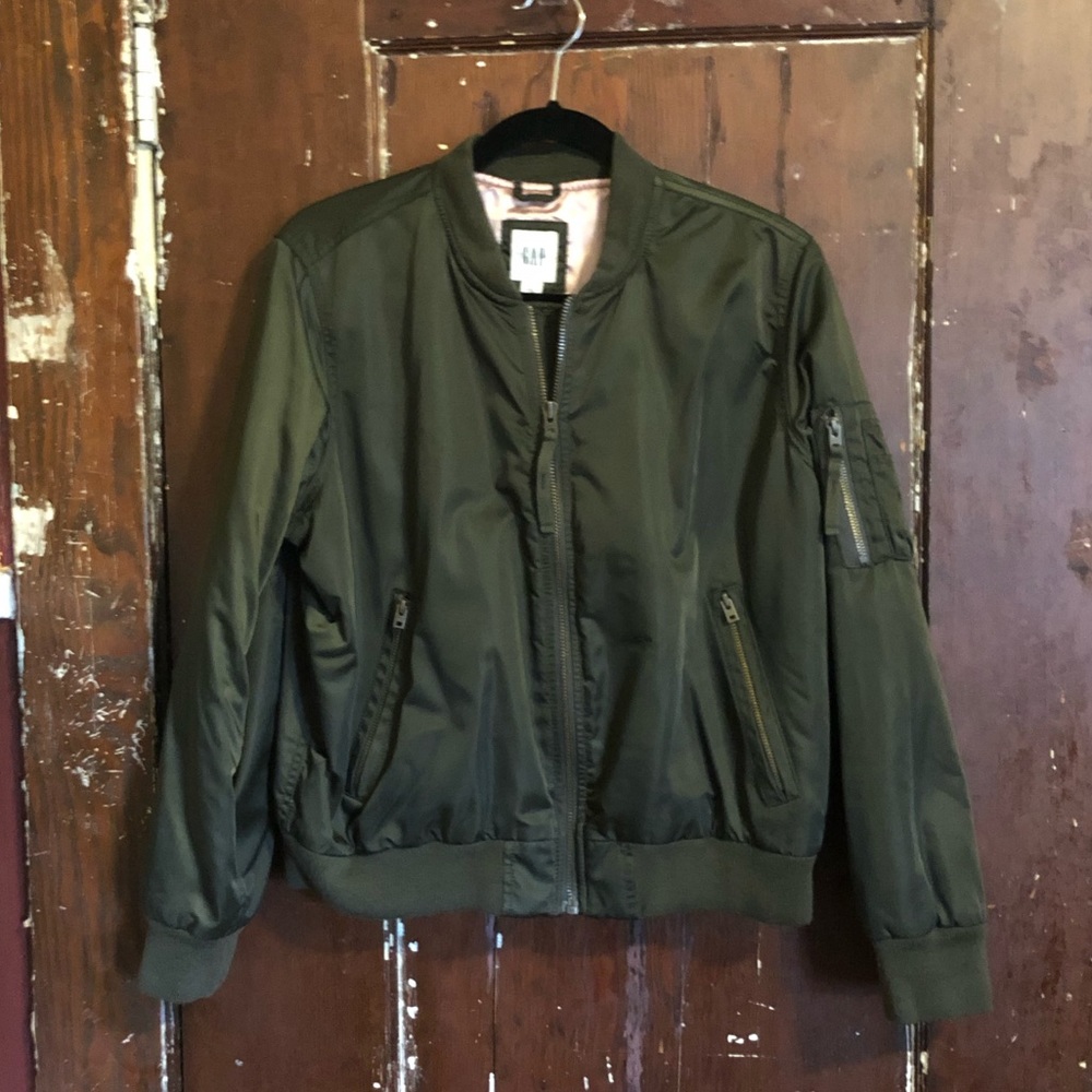Grren bomber jacket
